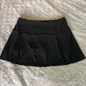 Black lulu tennis skirt
